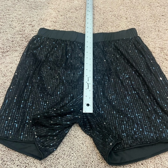 XL 1XL SHEIN curve black sequin shorts elastic waist - Picture 4 of 11